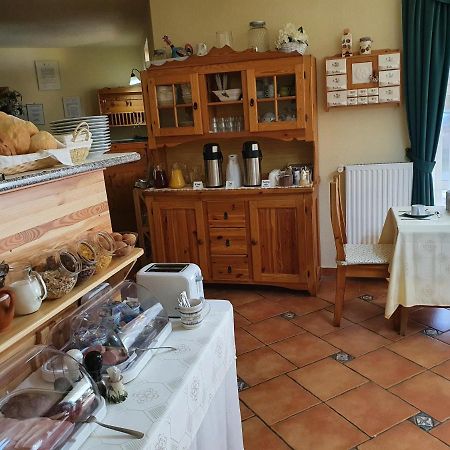 Bozi Rozi Panzio Hotel Fertőboz Buitenkant foto