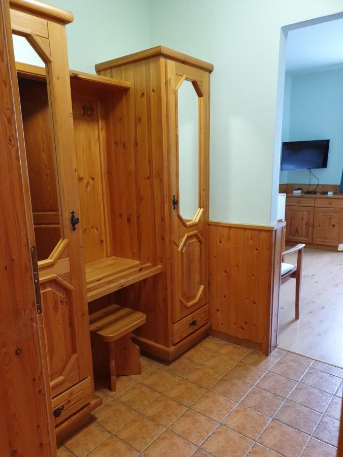 Bozi Rozi Panzio Hotel Fertőboz Buitenkant foto